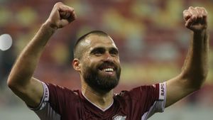 Vasile Maftei scoate în față realitatea de la Rapid: "Am un episod de povestit". Cantonamentul "într-un hotel părăsit în care ne-am apucat să spălăm vasele" și salvatorul: "Nu aveam echipament! El l-a cumpărat, nu conducerea"