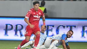 Mesajul emoționant al lui Amzăr, după ce a plecat de la Dinamo Bucureşti, club unde a jucat 7 ani: "Am fost doar un copil care visa"