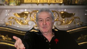 Gigi Becali, mesaj de ultimă oră pentru Șumudică despre transferul lui Eddy Gnahore la CFR Cluj
