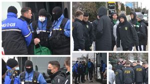 Scandal la Suceava! Jucătorii Forestei au refuzat să plece în cantonamentul din Croația, în solidaritate cu antrenorul Ionuț Moșteanu, oprit de bodyguarzi să urce în autocar la indicațiile conducerii clubului