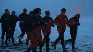 FOTO Lotul Stelei s-a reunit!** 3 absenți de la apel și o noutate pentru Marius Lăcătuș!