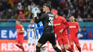 FCSB - Universitatea Craiova 1-1, în etapa 26 din Superliga. Oltenii scot un punct în prelungiri pe Arena Națională, după gafa lui Târnovanu!