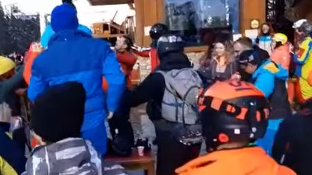 Suporterii Universității Craiova au făcut spectacol în Bulgaria, înaintea derby-ului cu Dinamo | VIDEO