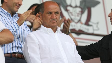 Urât de moarte: "Copos n-are ce căuta la Rapid! Să-i facem o placă memorială și să ne lase"