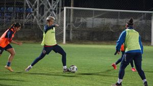 Primul meci cu spectatori în România după ce valul 4 al pandemiei de coronavirus a lovit țara noastră! Se va purta mască în tribune