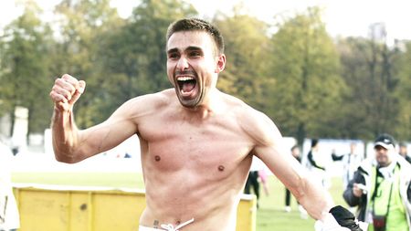 Nemanja: "Spargem autobaza"