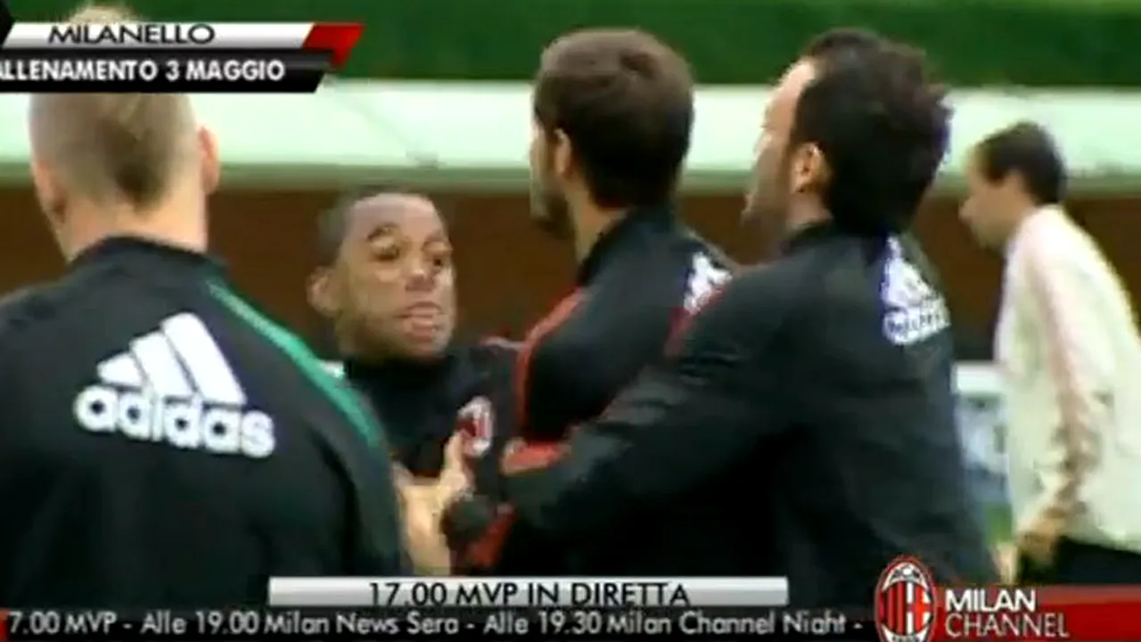 VIDEO Robinho, bătut la antrenamentul de vineri al lui Milan!** :) Balotelli s-a ținut departe de incident