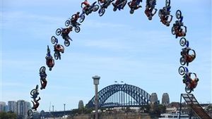 Galerie foto / Motociclete pe cerul Sydney-ului