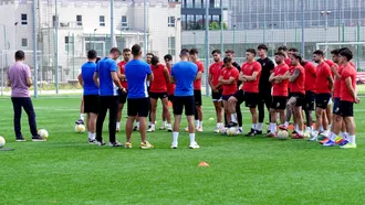Un fost jucător la Poli Iași și altul de la CSC Dumbrăvița, la reunirea ”călăreţilor roşii”. Noutăţile Şelimbărului la reluarea pregătirilor