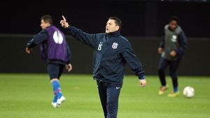 Steaua e de neoprit în această iarnă!** Ilie Stan mai are o SINGURĂ‚ țintă! Becali: "Îi fac contract pe doi ani"