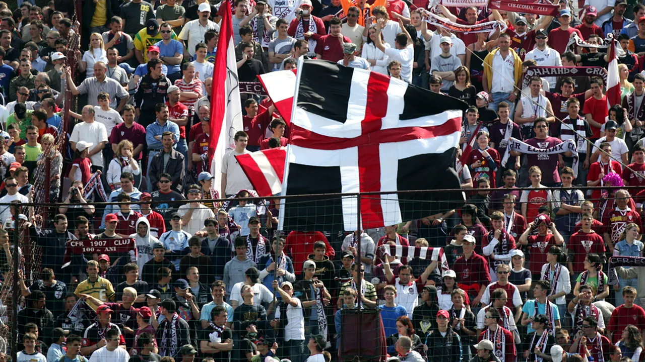 Suporterii clujeni sosesc la stadion