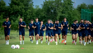 Știința Poli Timișoara a sunat adunarea pentru Liga 2! Ce spune Dan Alexa despre ratarea transferului lui Alexandru Băluță și despre melanjul antrenor-analist TV la Mondial
