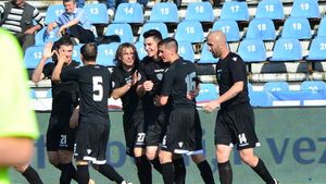 Grigoraș nu i-a scos din letargie. Gorjenii rămân fără victorie "acasă" în 2014 și își iau adio de la Europa. Pandurii - ACS Poli 0-1