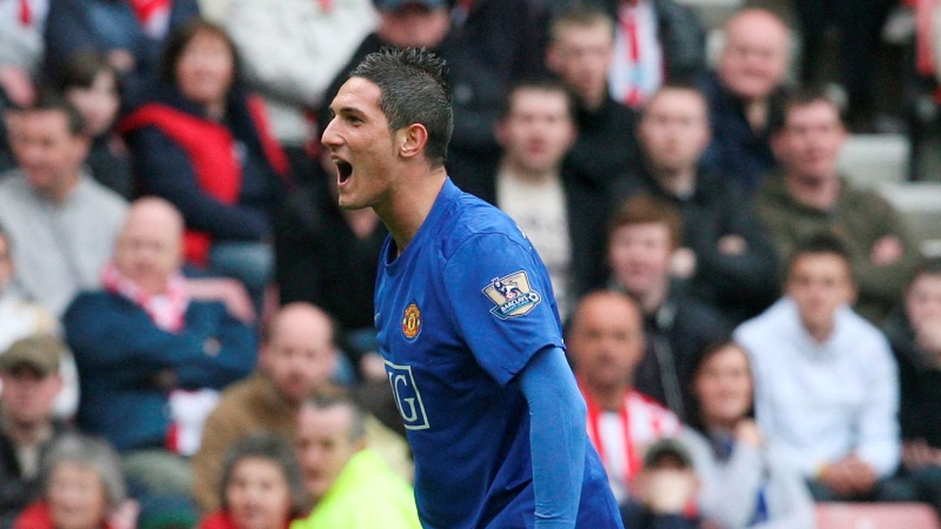 Manchester, campioana "jucătorilor furați"