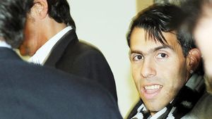 Renunță la trei milioane! Tevez va juca la Juve