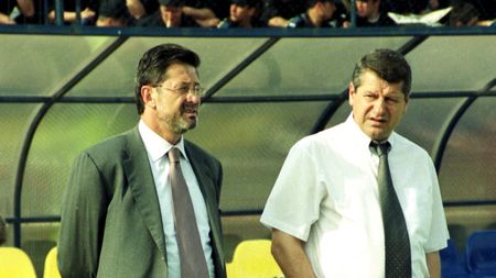 Cornel Dinu îi acuză de trădare pe jucătorii dinamoviști care au spus că nu au știu că la meciul cu Hamburg, din anul 1984, s-au dat bani la arbitri. „Iartă-i, Doamne, ia-le și indignarea”