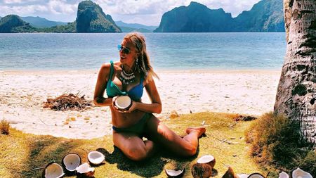 EXTRA Raluca Zenga, apariție spectaculoasă în costum de baie pe plaja din Maldive