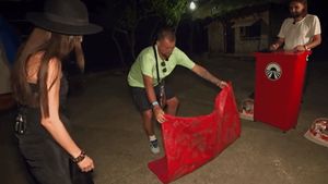 Moment istoric cu Gabi Tamaș și Dan Alexa la Asia Express. Au fost luați cu mașina de poliție și ce a urmat i-a uimit și pe producătorii emisiunii