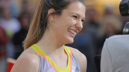 Aur la Naționale cu record personal la lungime. Alina Rotaru: "M-a emoționat întâlnirea cu Anișoara Cușmir"