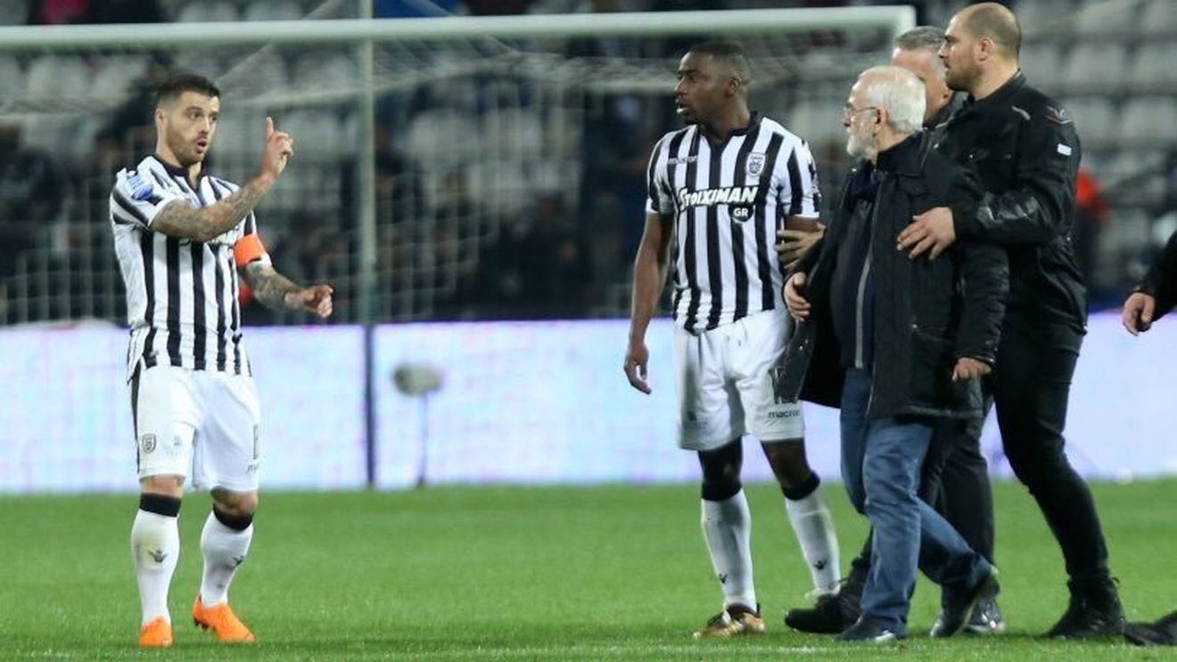 Mesajul sincer al unui căpitan al cărei echipă a fost decimată de sistem: "Ne respectați? Iubim același fotbal? Vedeți faptele, nu imaginile". Scrisoarea emoționantă scrisă de Vieirinha