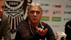 Decizie ȘOC înaintea derby-ului cu Steaua!** Cîrțu, DEMIS! Vine Ladislau Boloni?