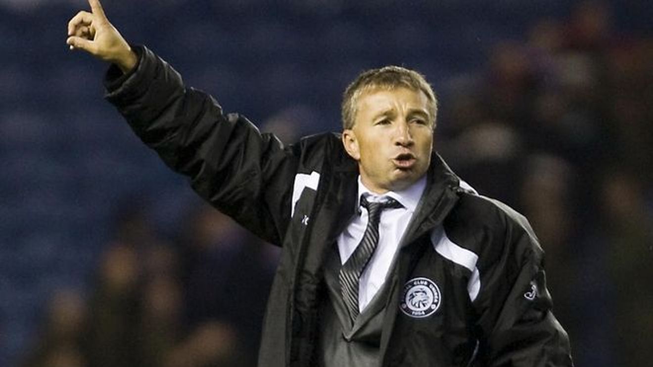 "Am luat bătaie de la o echipă care a avut 3 ocazii! **Îmi vine să-mi bag piciorul în el de fotbal!"