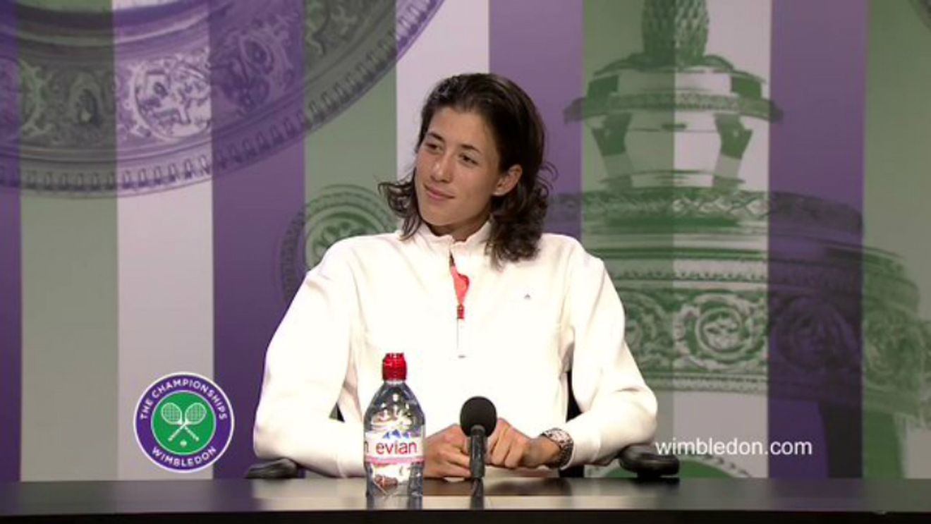 "Vreau să văd dacă are aceeași eleganță când dansează!" Muguruza își dorește să petreacă cu Federer la balul campionilor de la Wimbledon | VIDEO 