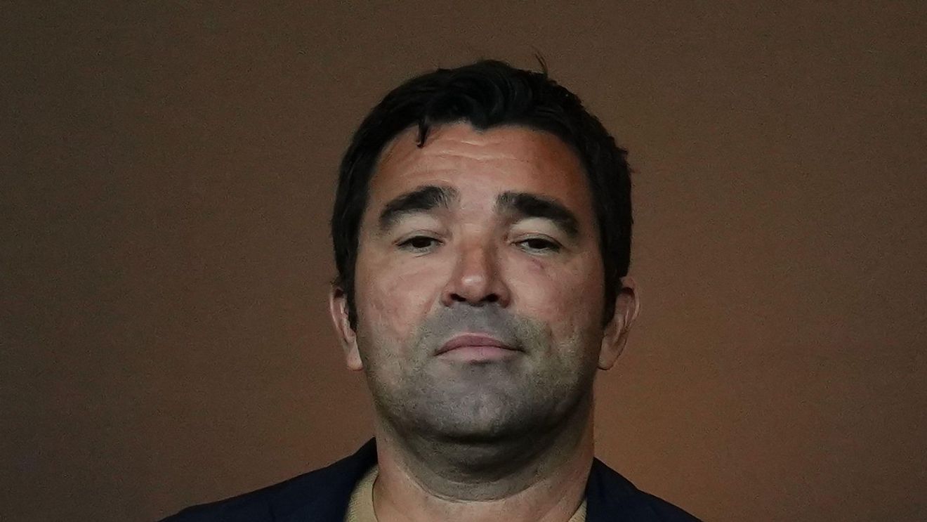 Lista de transferuri de sute de milioane de euro pe care o are FC Barcelona. Rafa Leao, Mo Salah, Nico Williams, Kvaratskhelia și Leroy Sane sunt „sub controlul” lui Deco