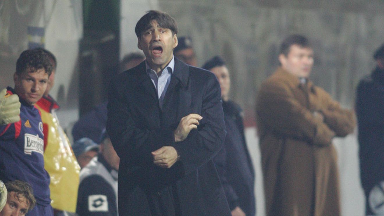 "Mireleee, Adrianeee, Danieleee, astea sunt indicațiile lui Pițurcă"