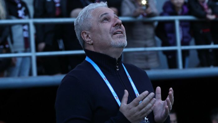 „Cu Gigi Becali nu mai ai viață”. Şumudică i-a cerut fotbalistului să plece urgent de la FCSB