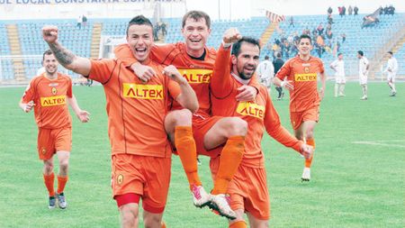 Mandarina mecanică de sub Pietricica!** "Magiun" și Enache, dirijorii promovării în Liga I