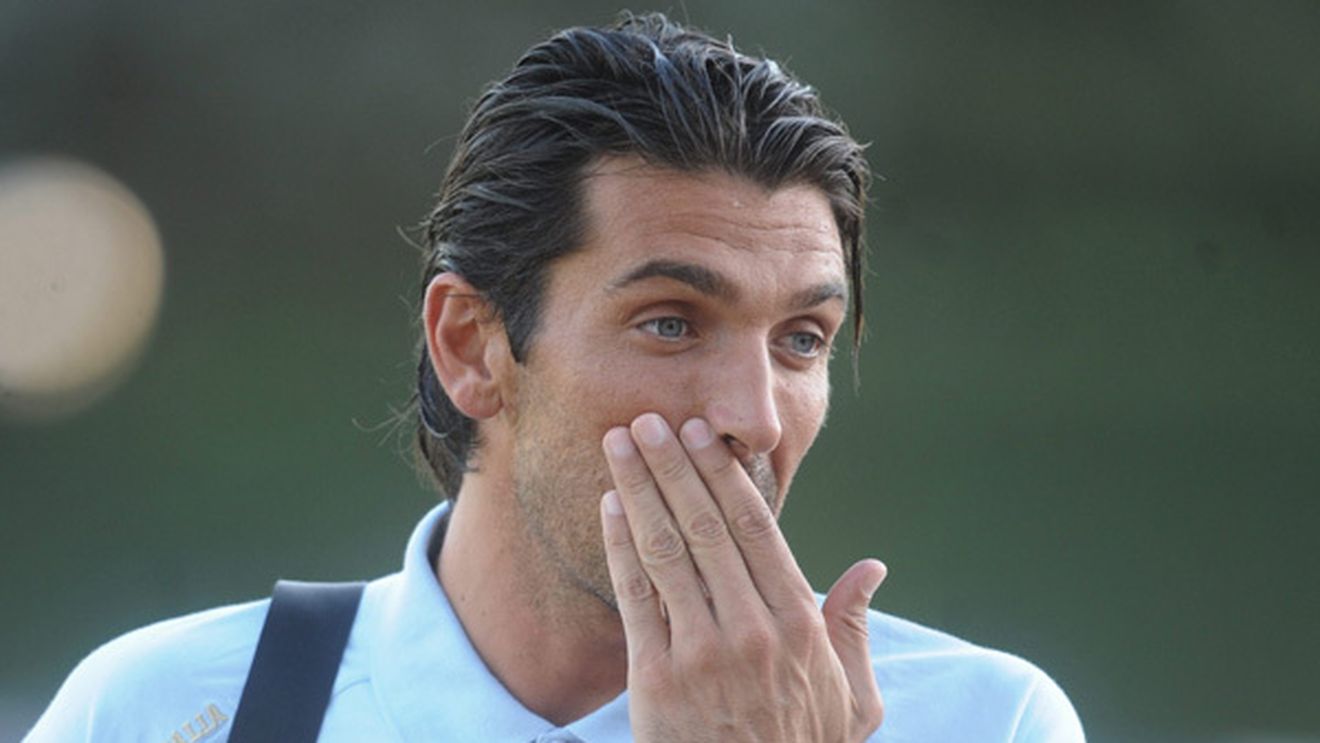 VIDEO** Unde era Becali când Juventus și Liverpool aveau nevoie de el :) Gafe incredibile pentru Buffon, Reina sau Van der Sar