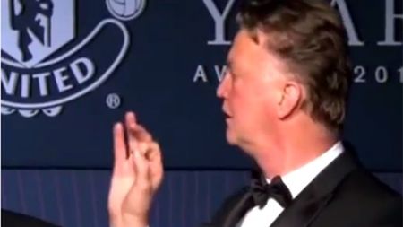 VIDEO | Louis Van Gaal s-a amețit bine la petrecerea lui United și a ținut un discurs memorabil