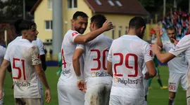 Romania Superliga1: FC Hermannstadt - FC Rapid Bucuresti, Medias, 14  October 2022 Sota Mino and