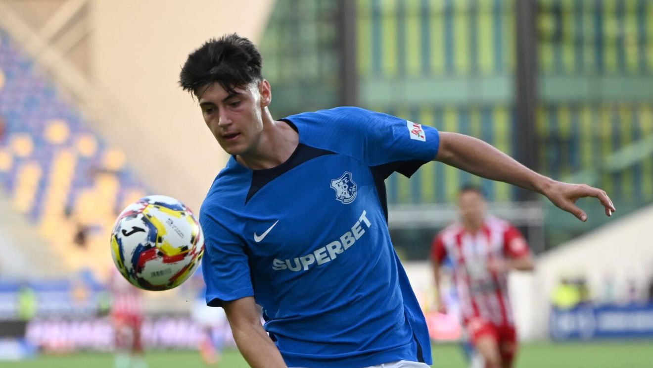 Transferul care schimbă percepția asupra Superligii și e încă o dovadă a măiestriei lui Gică Hagi face valuri și între rivale! Cum a ajuns Mazilu la revelația din Premier League: „Aceasta e marea lui calitate”