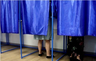 O femeie care figura ca fiind moartă a votat la o secţie din Brăila. Buletinul ei era căutat pentru confiscare