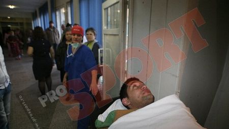 "Lui Costea i-au pus un ligament din coadă de bou sau de rinocer,** care e mai tare decât cel natural!"