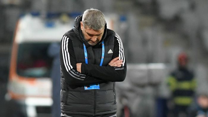 Liviu Ciobotariu acuză arbitrajul după Poli Iași - Sepsi 1-0: „A dat niște faulturi total anapoda!”. Caracterizează seria negativă ca fiind de-a dreptul horror: „Parcă suntem într-un film de groază și suntem actorii principali!”