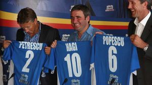 "FRF să aleagă selecționerul între Hagi și Dan Petrescu!"