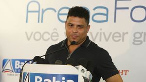 Marele Ronaldo se întoarce în fotbal. Fostul star brazilian revine la una dintre fostele echipe