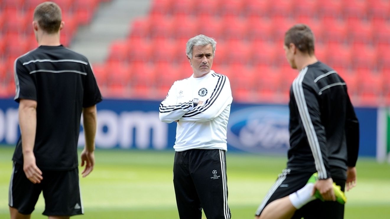 "S-a terminat!" Mourinho renunță la 'visul' Rooney