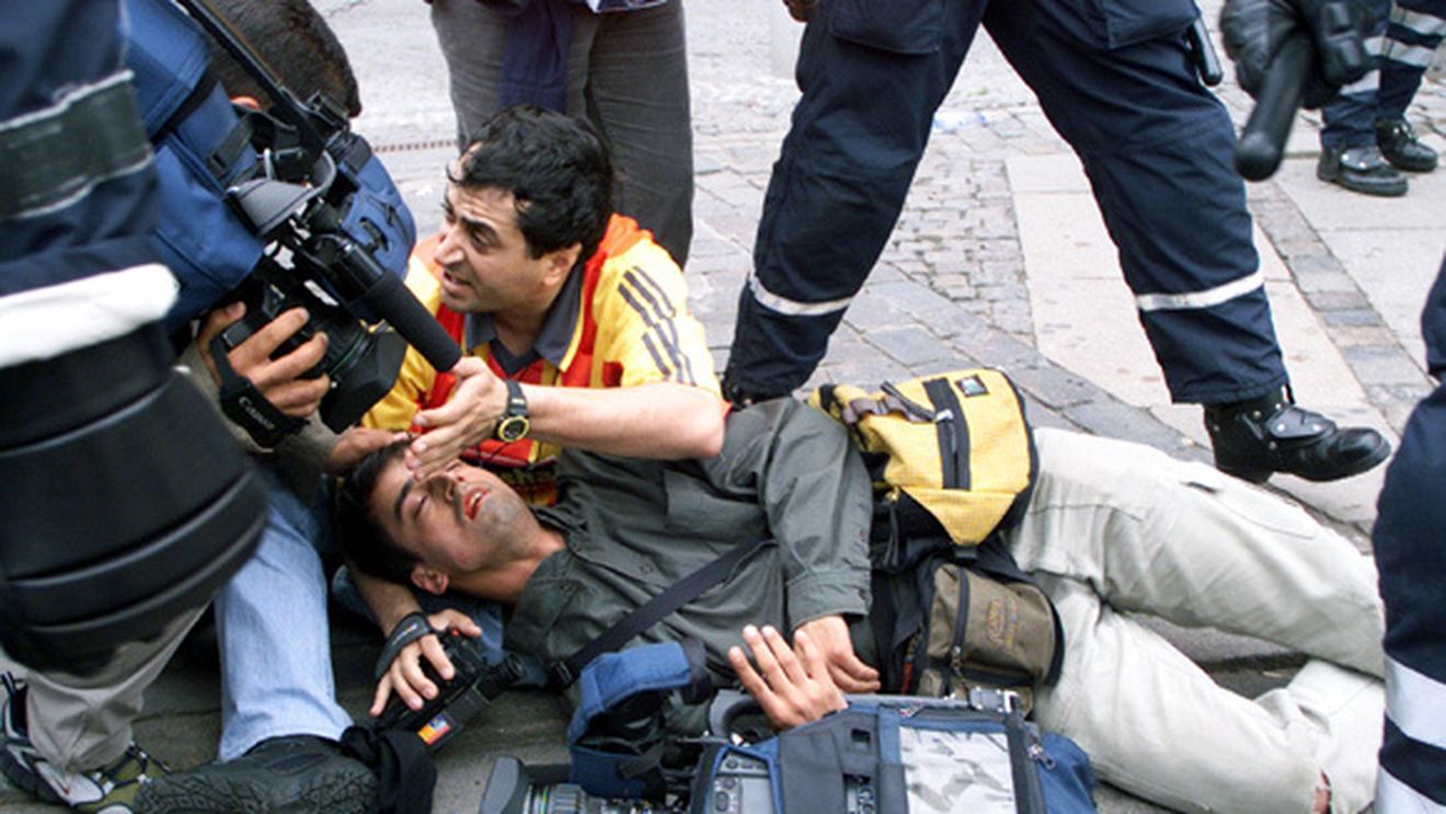 Fanii Galatei au provocat momente de panică pe aeroportul din Cluj!** "Erau beți și s-au luat la bătaie!"