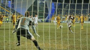 Ei sunt "JOKERII" Ligii I!** Oamenii DEVASTATORI când intră târziu pe teren și antrenorii care se mândresc cu "SUPER REZERVE"