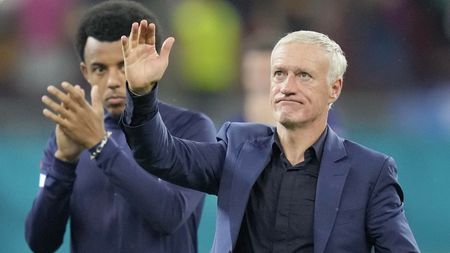 Didier Deschamps rămâne la naționala Franței deși i se termină contractul! Zinedine Zidane stă la cotitură! „Pe cine vrei să găseşti mai bun?"