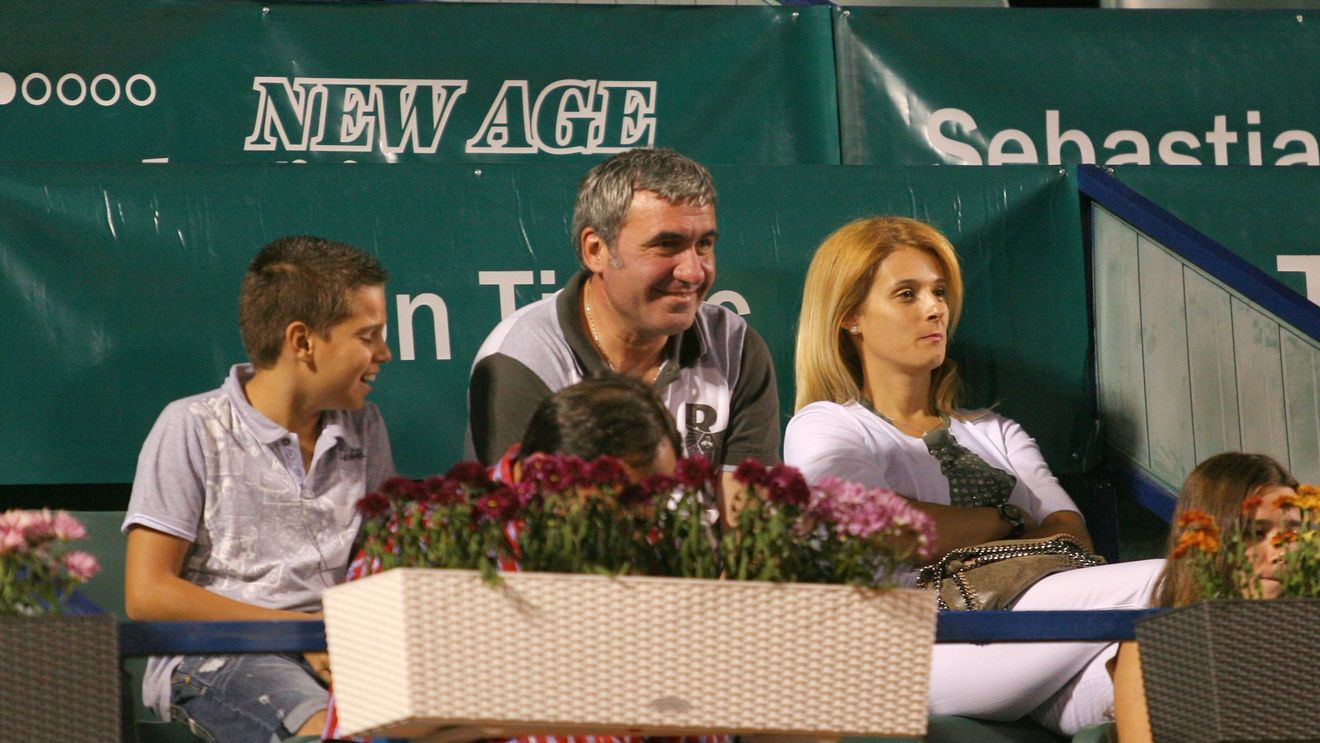 Gică Hagi, așa cum rar îl auzim: detalii din viata personală! "Blonda de la ASE nu era machidoancă. În prima căsătorie am divorțat după jumătate de an. Când nu îți mai place de cineva, e bine să nu te încurci"