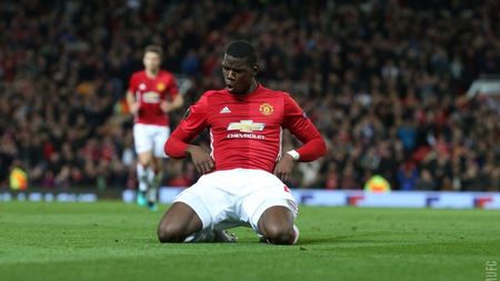S-a "încălzit" Pogba! Dublă pentru francez în Manchester United - Fenerbahce 4-1. Golul doi e "de colecție". VIDEO