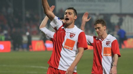 "Hotărâți-vă!"