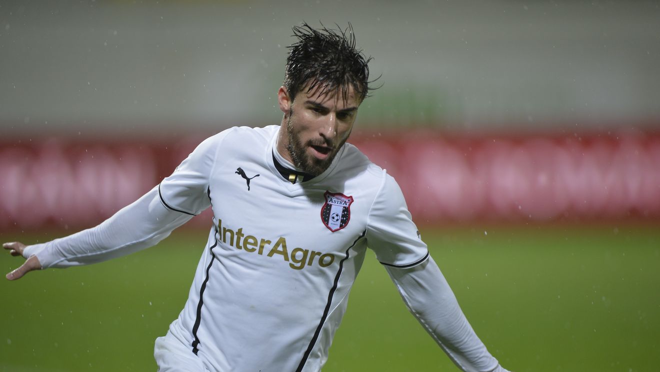 INTERVIU | Revelația Astrei, Gabriel Enache, autoportret înainte de meciul cu Dinamo Zagreb: "De ce joc bine? Pentru că m-am căsătorit acum patru luni"