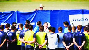 Criză financiară la Steaua!** Jucătorii i-au sărit în cap lui Gigi Becali: "Dă-ne banii!"