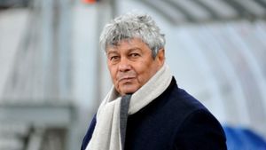 Mircea Lucescu, după eliminarea lui Halep de la Australian Open: "Rămânem cu fotbalul!" Ce crede că i-a lipsit Simonei cu Garbine Muguruza